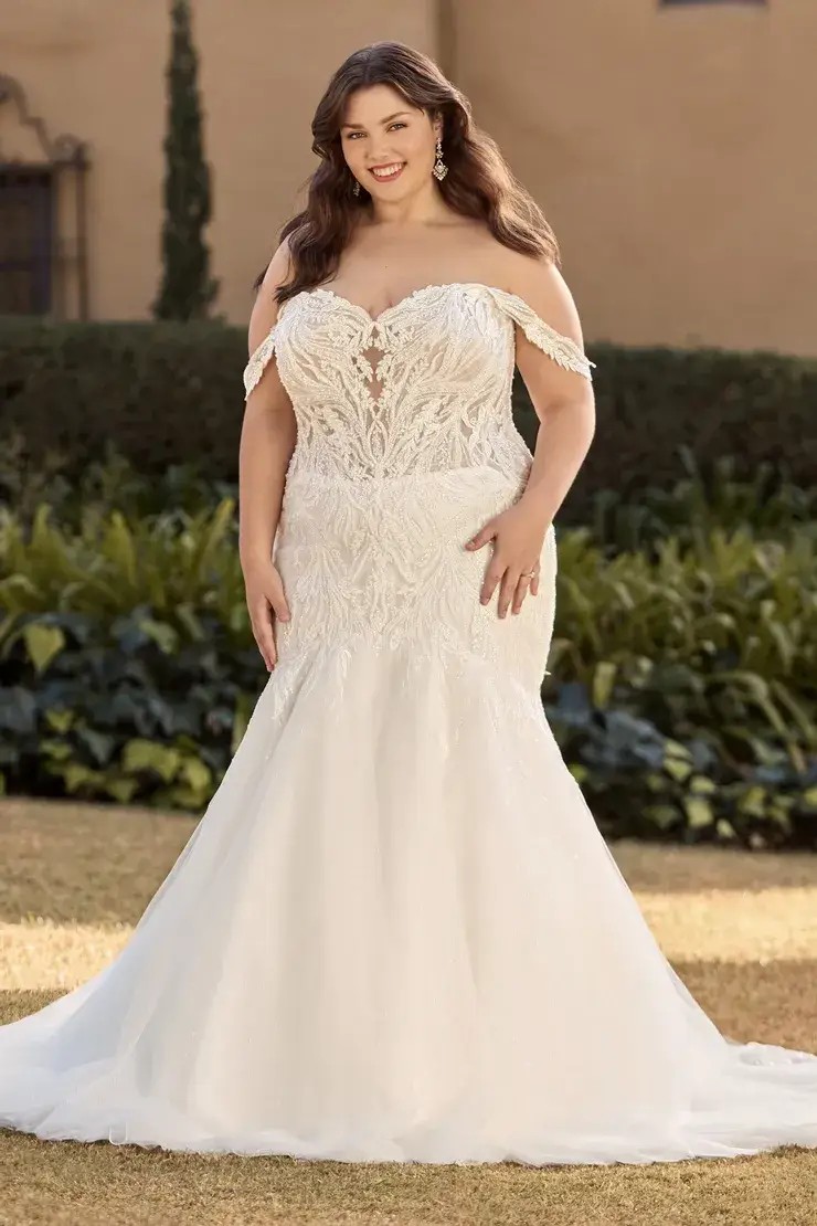 PLUS SIZE WEDDING DRESS