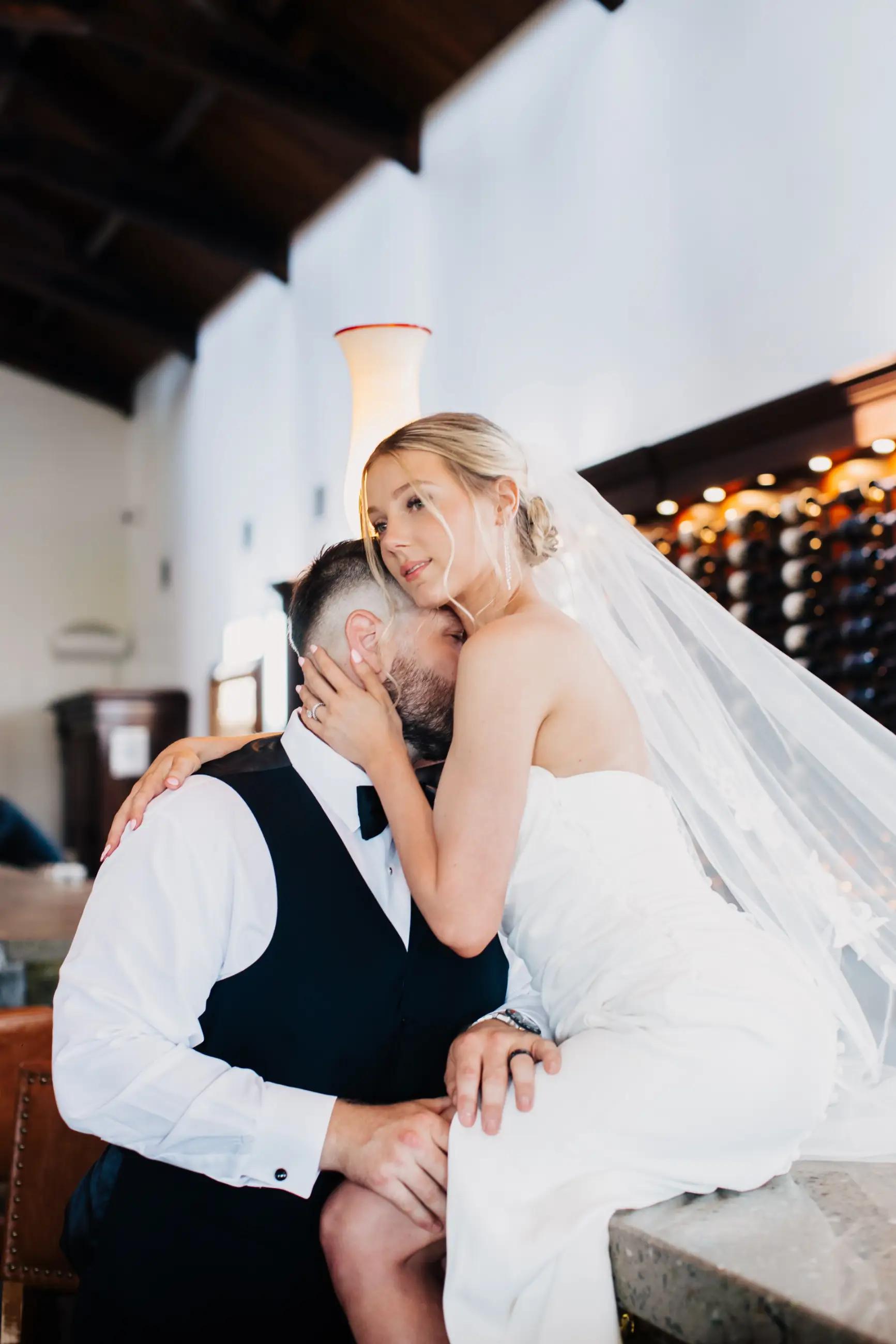 bar wedding photos