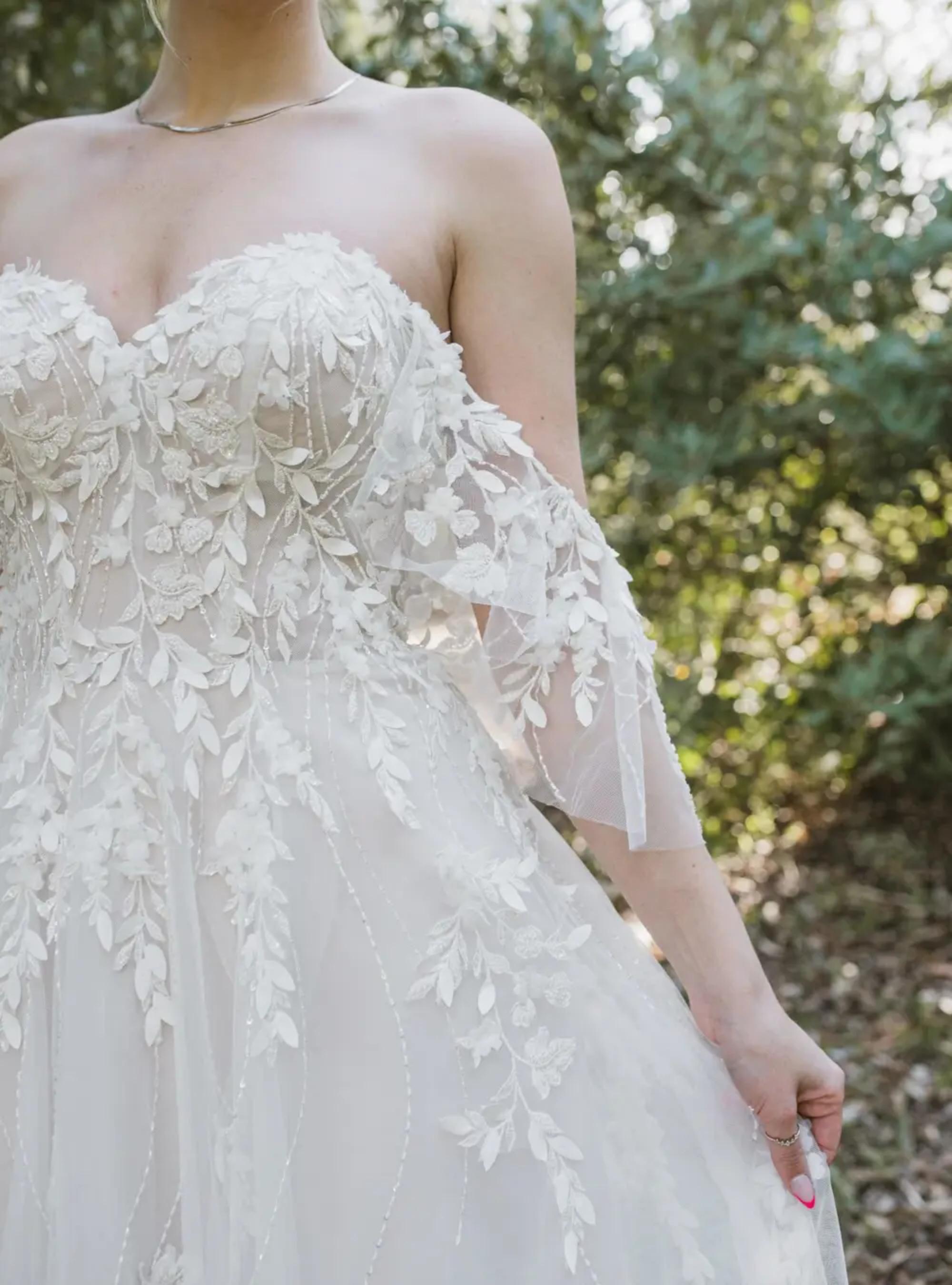 Essense of Australia, The Dress Bridal Boutique - D3529